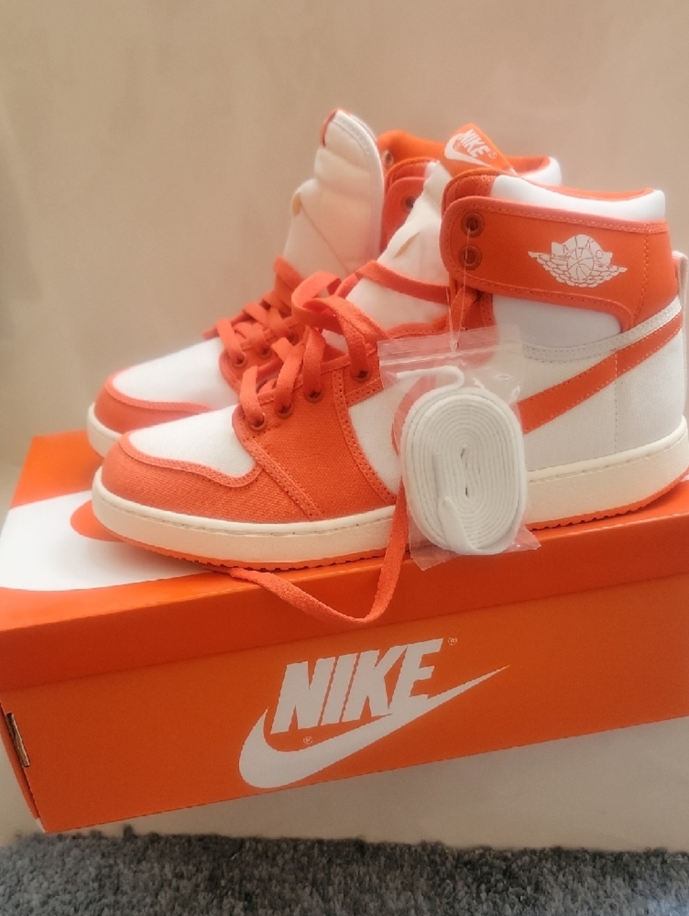 Nike Mens High-Top Sneakers in Orange and White - Picture 2 of 6